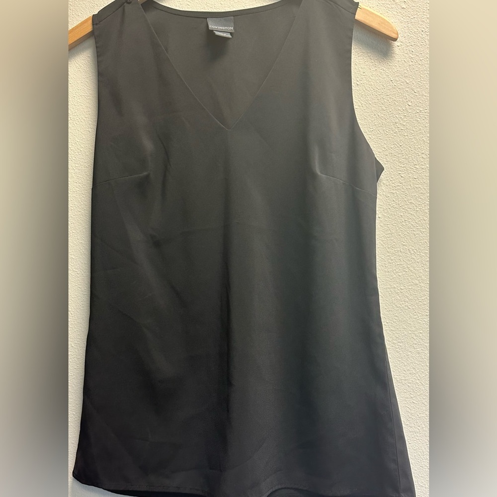 🎉3 for $15🎉 Covington Black Tank